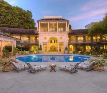 luxury villa rentals